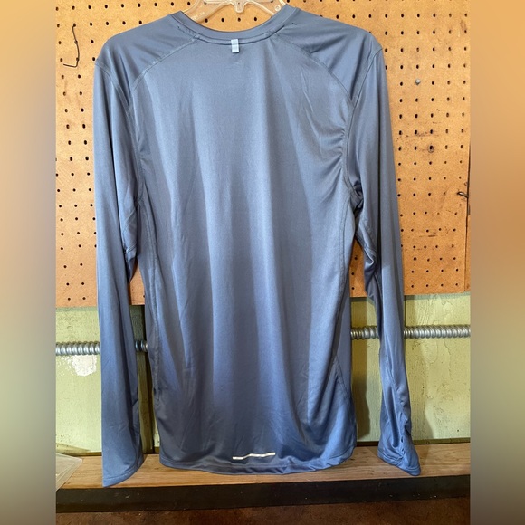 Nike long sleeved running shirt - Picture 2 of 2